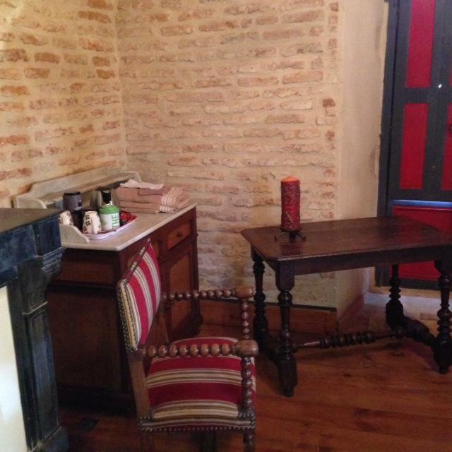 Chateau De Vallegue Bagian luar foto